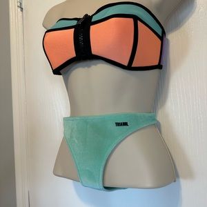 Triangl bikini size medium